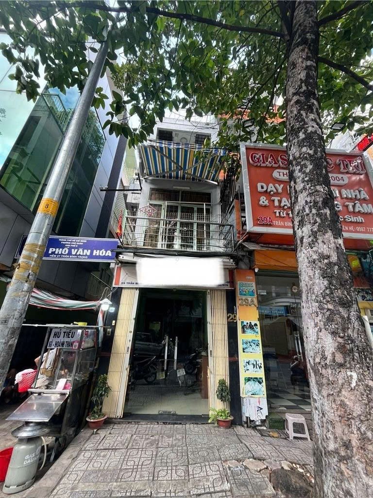 Nhà thuê tại Đường Trần Bình Trọng, Quận 5